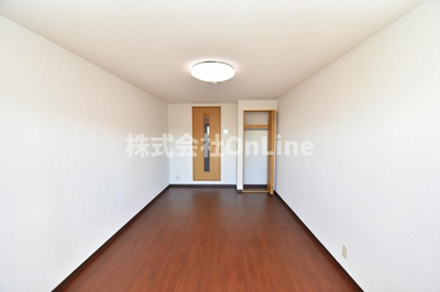 【寝室】 | アベニューかずや