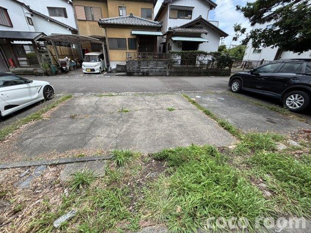 レトアJX大栄の駐車場