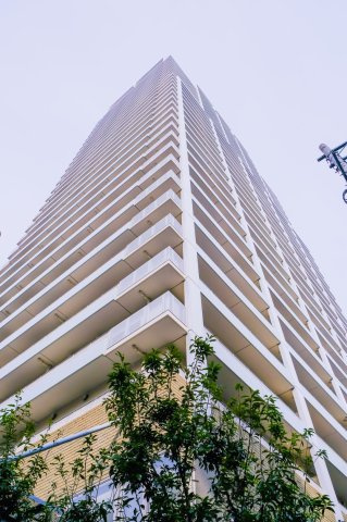 【外観】 | 【外観】総合設計制度の適用で高さ規制が緩和され実現した、地上35階建てのタワーマンション！