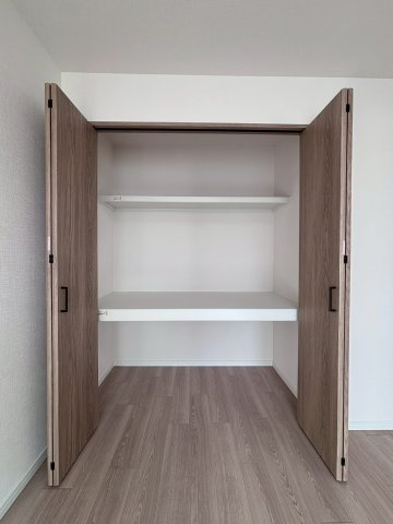 パークアベニュー3番館　Eコートの収納