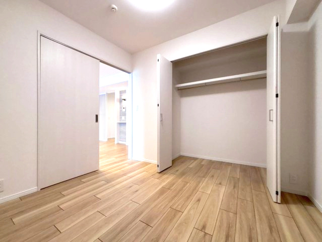 ファミール澄川の洋室