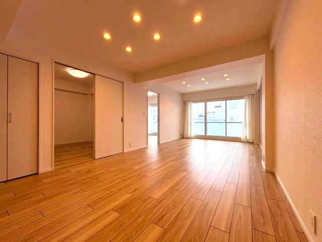 ファミール澄川の居間・リビング