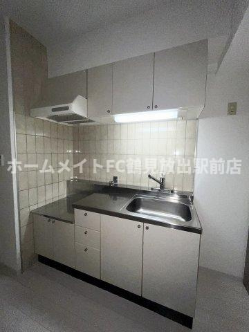 大阪市鶴見区浜５丁目の賃貸マンションのキッチン