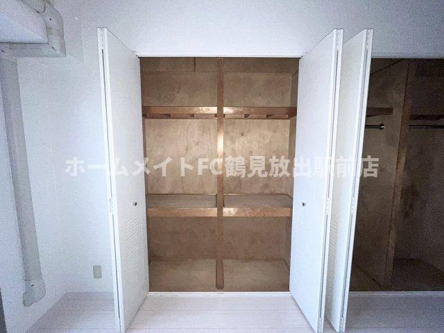 大阪市鶴見区浜５丁目の賃貸マンションの収納