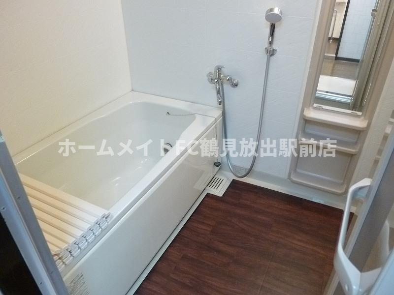 大阪市鶴見区今津中２丁目の賃貸マンションの浴室