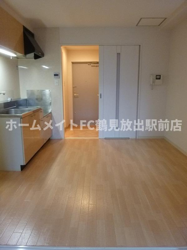 東大阪市西堤楠町３丁目の賃貸マンションの居間・リビング