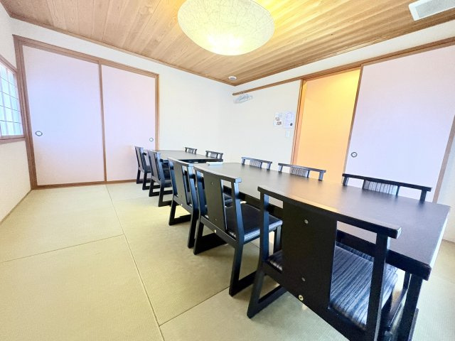 売店舗付き住宅　中央区富塚町の内装|客席スペース③