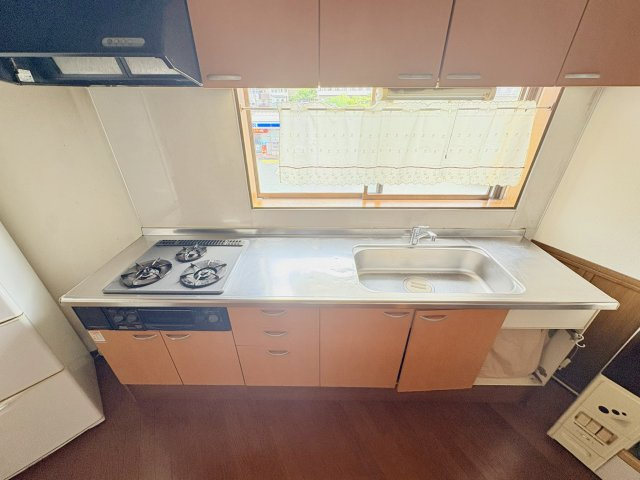 売店舗付き住宅　中央区富塚町のキッチン