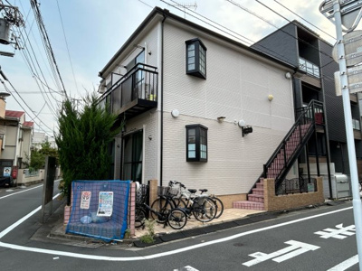 【外観】 | ウエストポール | 2階建てのアパートです