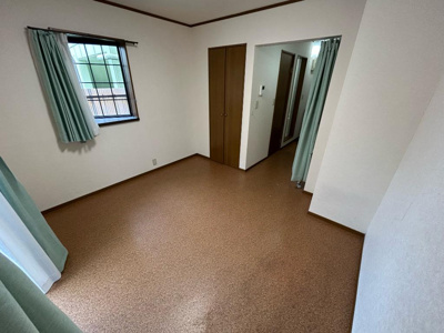 【内装】 | ウエストポール | 落ち着いた色調の内装です　※別部屋参考画像