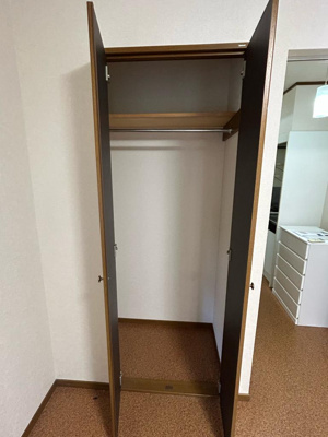 【収納】 | ウエストポール | クローゼット完備で収納もばっちり　※別部屋参考画像