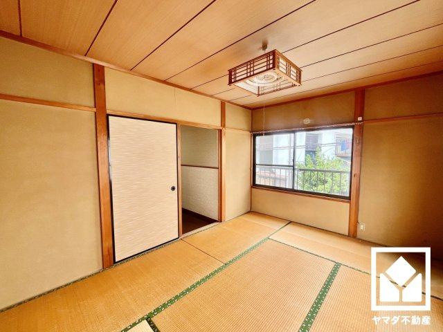 八幡市橋本平野山の和室