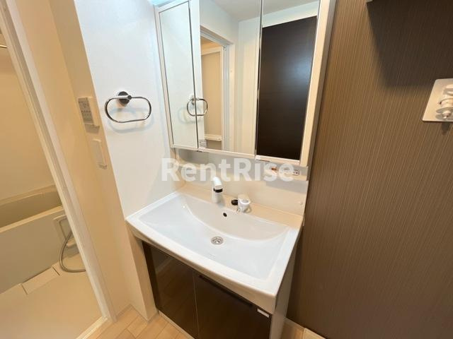 カーサグリチネの独立洗面台|洗髪洗面化粧台