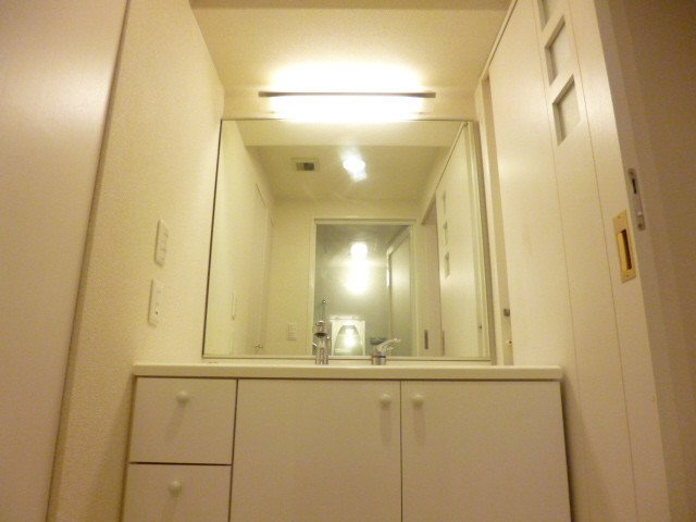 KAISEI新神戸第二WESTの洗面所