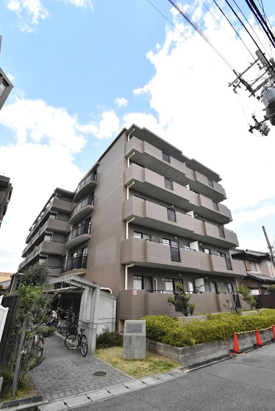 イーストハイムIII