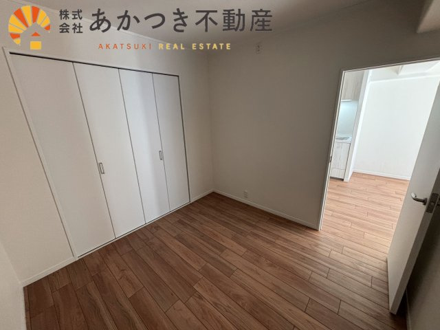 明石土山駅前スカイハイツ　B棟の洋室