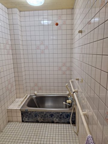 有田市宮崎町の浴室