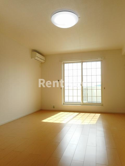 アメニティ９８の居間・リビング|居室・リビング