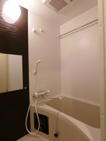 リブリ・パープルヒルⅡの浴室