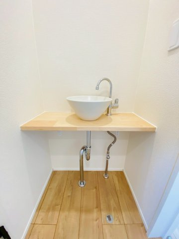 リナージュ／上益城益城町広崎第1期／２号棟の独立洗面台