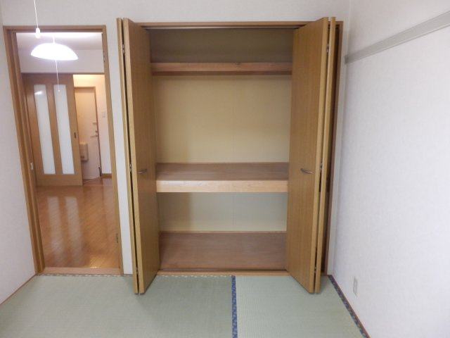 パルトネールひのきの収納|サンプル写真になります。