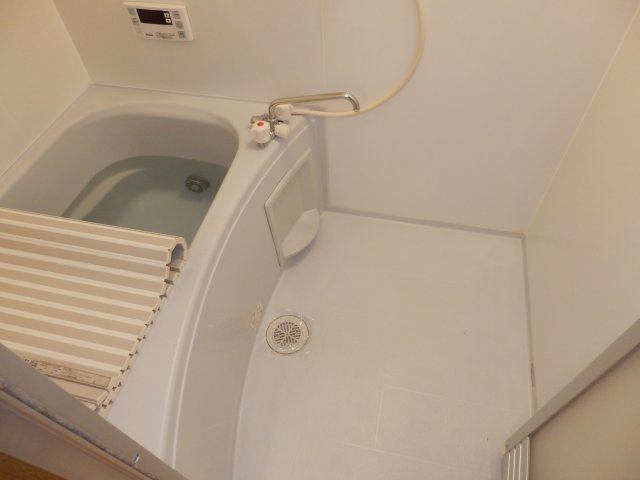 パルトネールひのきの浴室|サンプル写真です