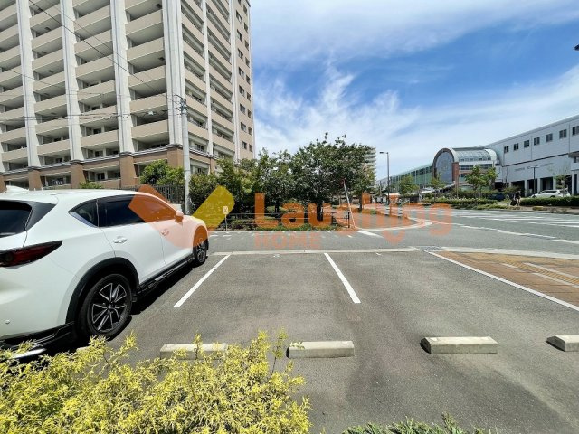 エスペランサ久留米駅前の駐車場|駐車場に車を止められます