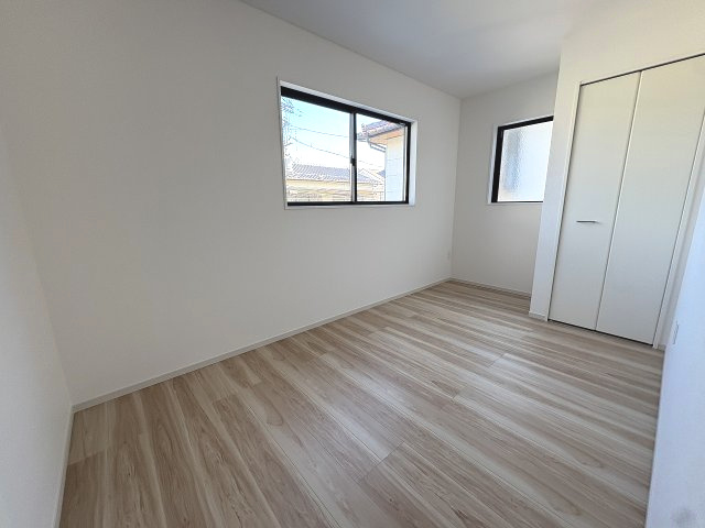 【子供部屋】 | 福岡市西区姪浜1丁目1期　2号棟（全2棟）【仲介手数料無料・0円】 | 施工例。施工例は完成時と異なる場合があります。