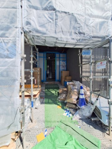 グラン・ソレイユのエントランス|★駅又は現地待ち合わせでご案内が可能です★