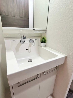 【洗面所】 | アドバンス新大阪Ⅵビオラ