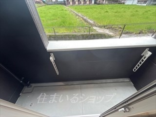 広島市安佐北区落合南３丁目のアパートのバルコニー