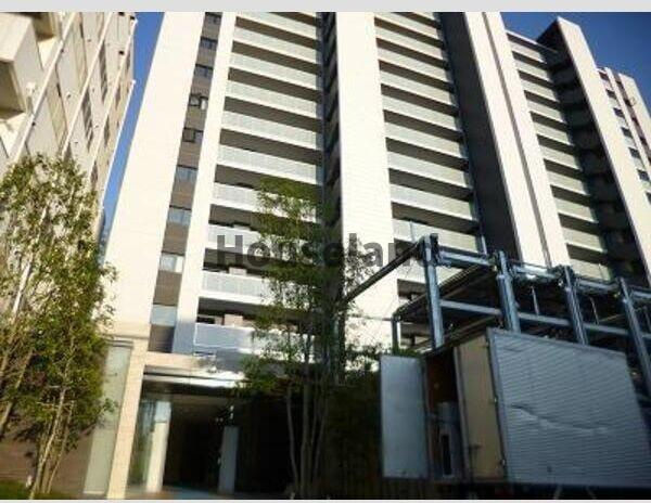 シャルマンフジスマート和歌山駅前EASTの外観