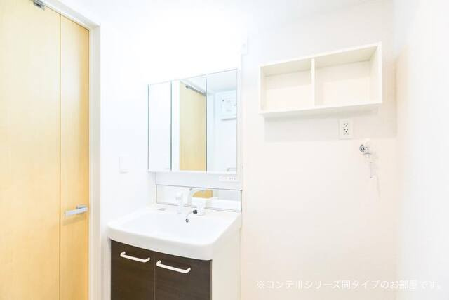 ファルファーラの洗面所|必須条件に多い独立洗面台♪※同タイプ