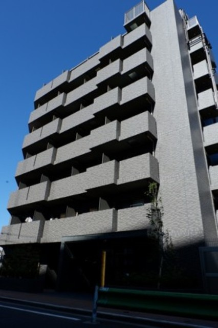 ルーブル大島弐番館の外観