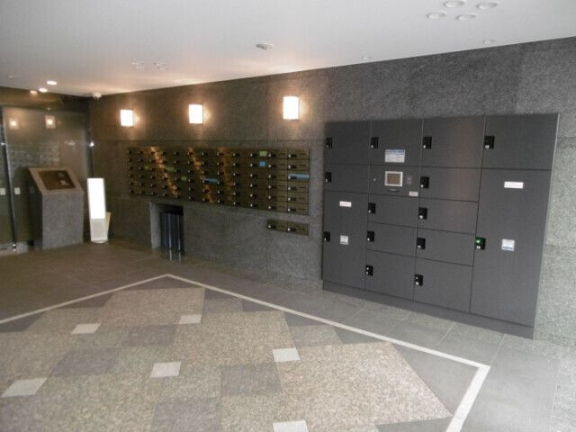 ルーブル大島弐番館のロビー