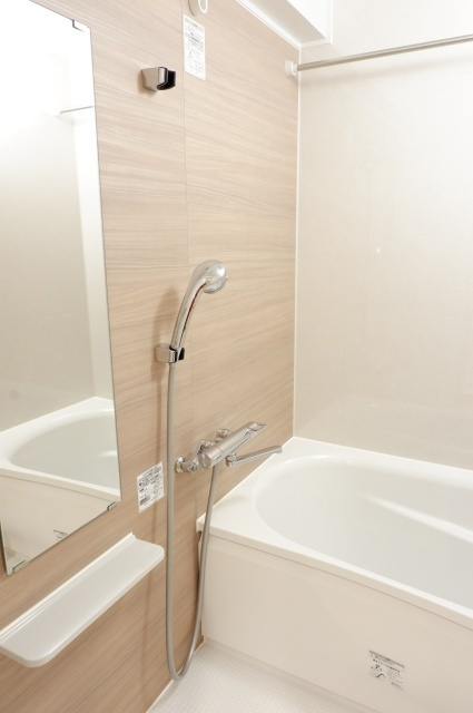 ルーブル大島弐番館の浴室