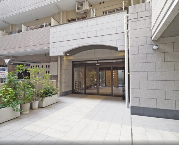 コスモ横浜大通公園のエントランス