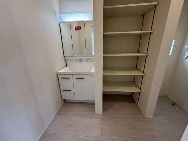 GL南城市知念海野の独立洗面台