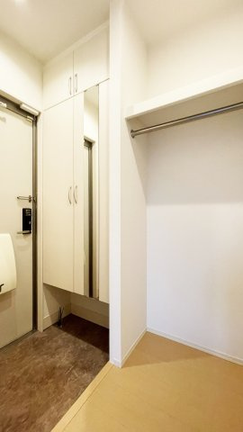 グラン・カネイⅢの玄関