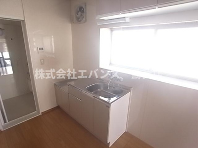 【キッチン】 | 仁戸名町Ｈ貸家Ⅱ | お料理しやすいキッチンです