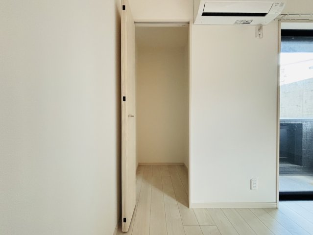 筑紫野市紫２丁目のアパートの収納