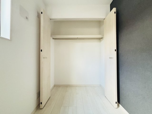 筑紫野市紫２丁目のアパートの収納