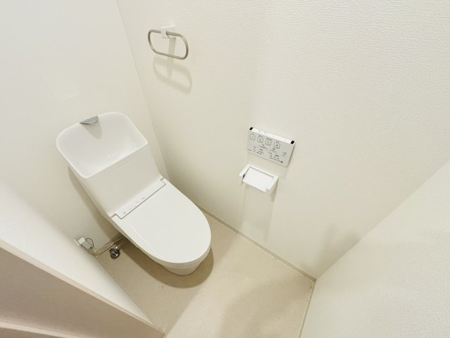 筑紫野市紫２丁目のアパートのトイレ