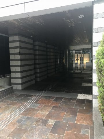 THE TOWER KOISHIKAWAのエントランス