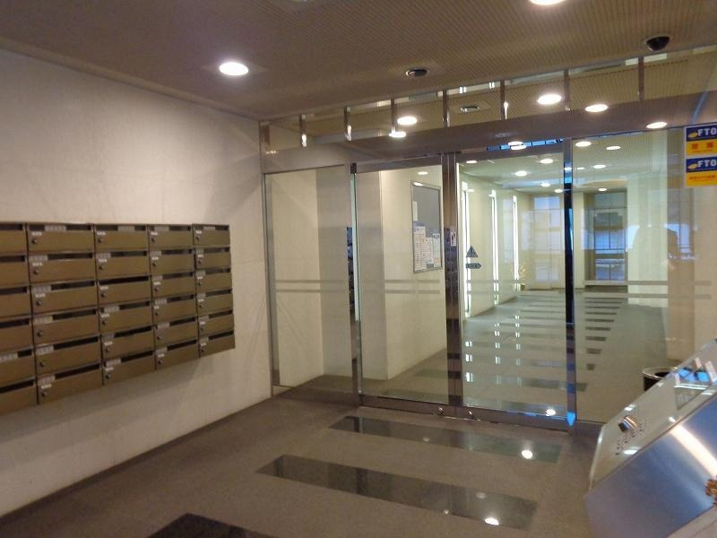 アルファガーデン本町のエントランス|エントランス写真