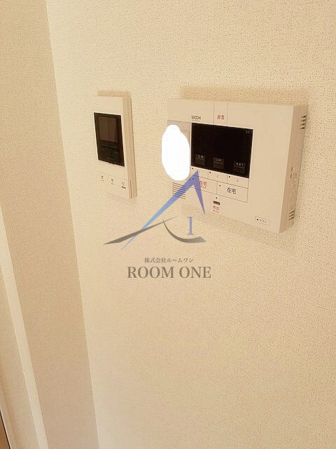 ウエスト　シックスのセキュリティ|モニター付インターホンです。