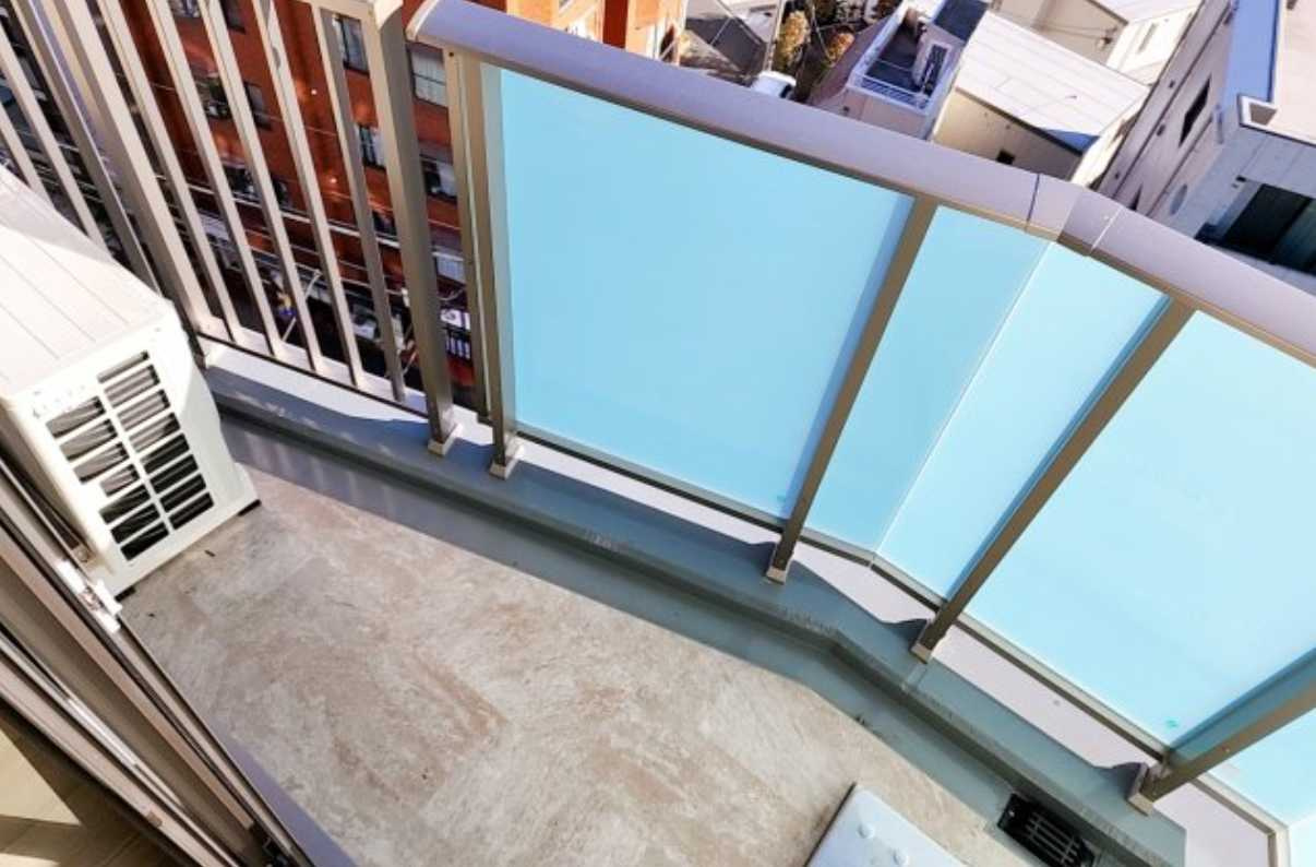 ステージファースト駒沢公園通り　南向き　築浅　ネット無料　ペット相談のバルコニー