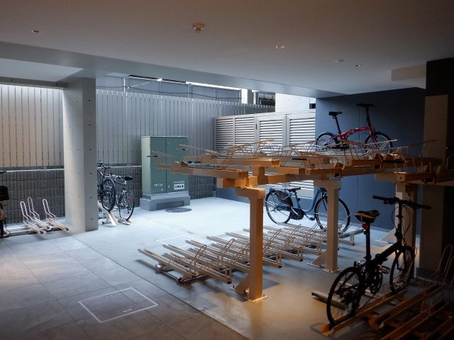 ピアース銀座レジデンスの駐輪場