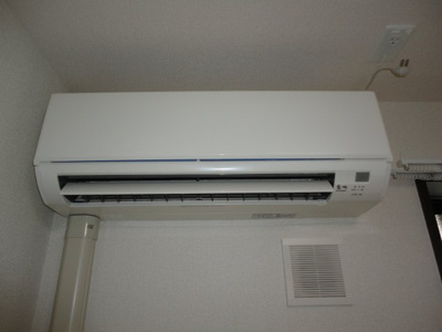 【設備】 | メイプル・ガーデン | エアコン２台付