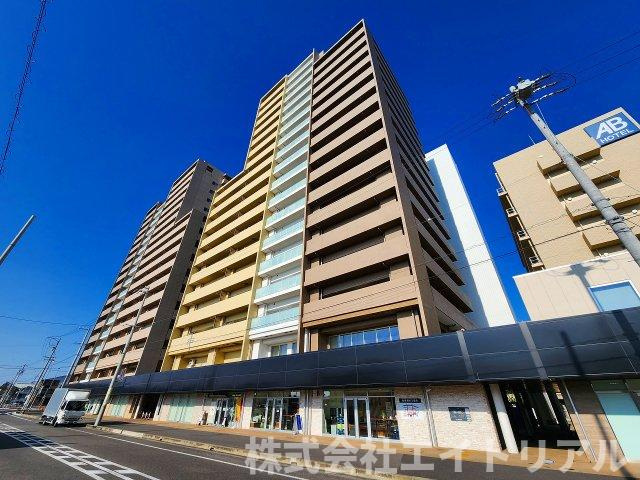 DENCITY　店舗